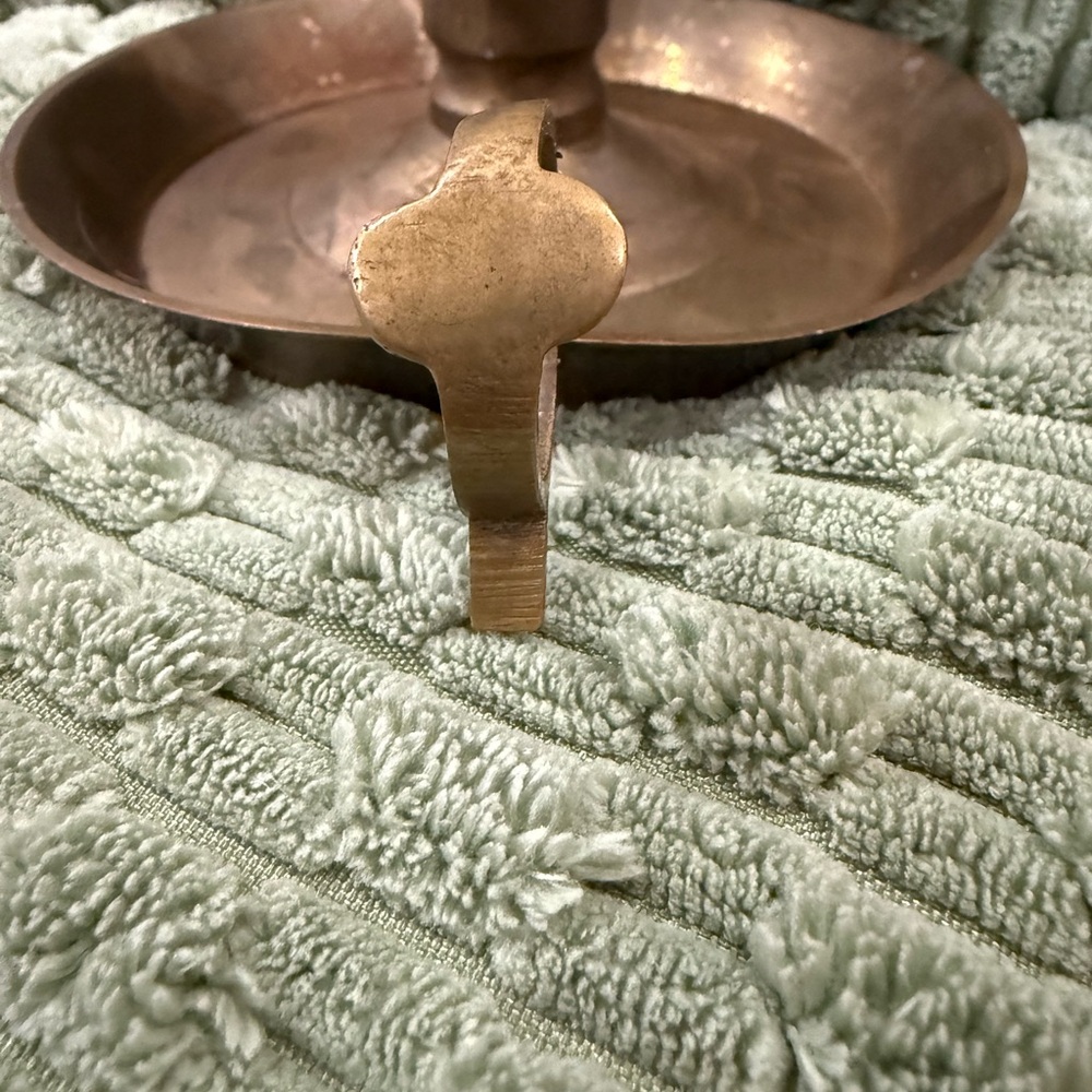 Antique Brass Chamberstick Candlestick Holder with candle lift and spill plate - Picture 6 of 11